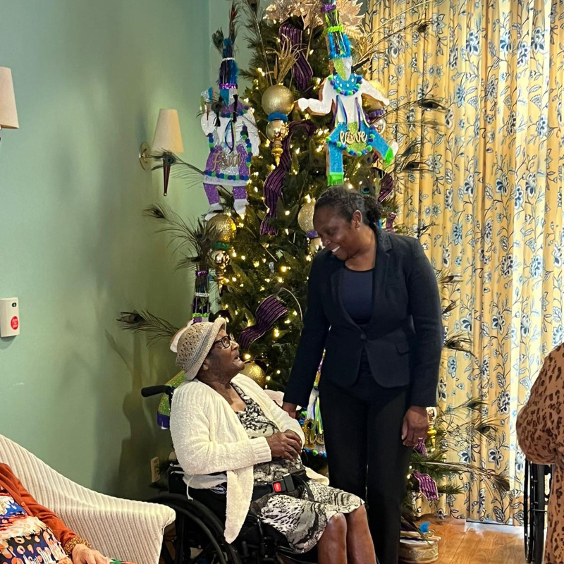 Rena Lalgie Holiday Visit Sylvia Richardson Care Facility Bermuda December 2023_2