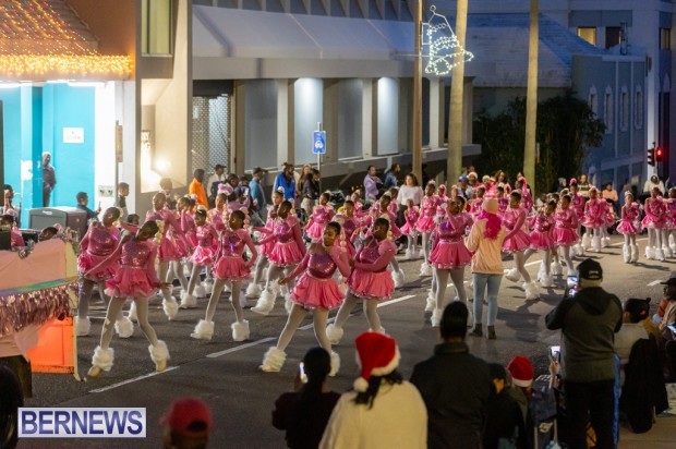 Santa Claus Parade Bermuda Dec 3 2023 DF-65