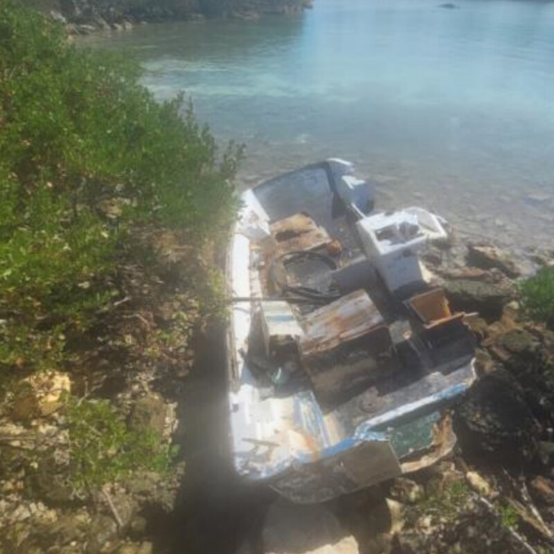 Abandoned Boat Bermuda Sept 2023_13