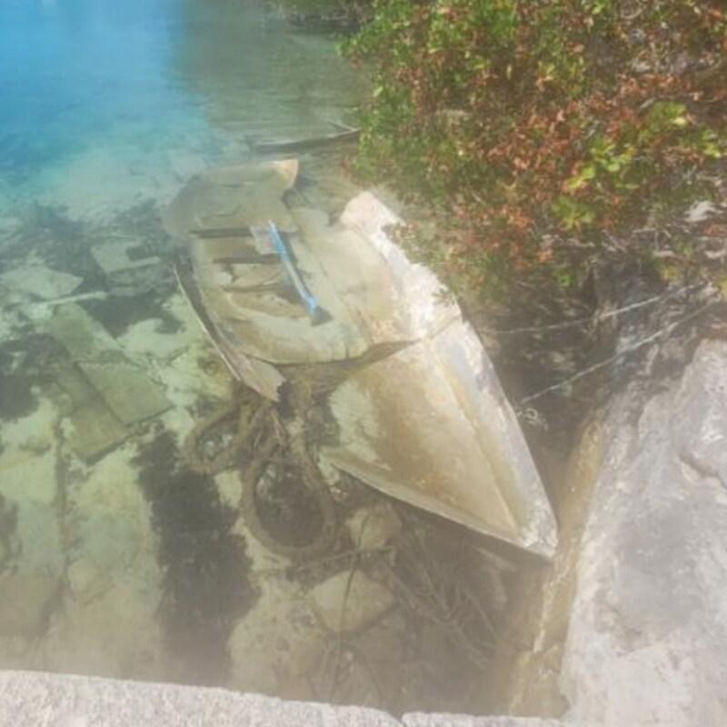 Abandoned Boat Bermuda Sept 2023_14