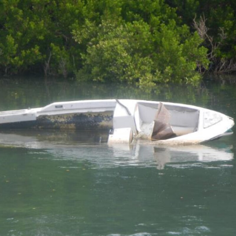 Abandoned Boat Bermuda Sept 2023_25