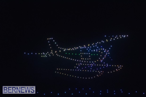 Drone show at Bermuda Christmas Boat Parade 2024 AW -145 (22)