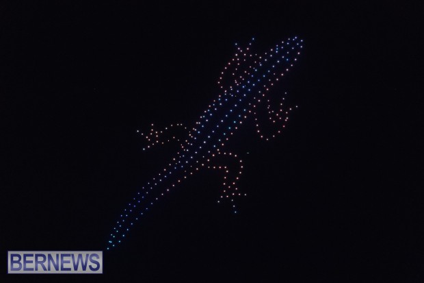 Drone show at Bermuda Christmas Boat Parade 2024 AW -145 (28)