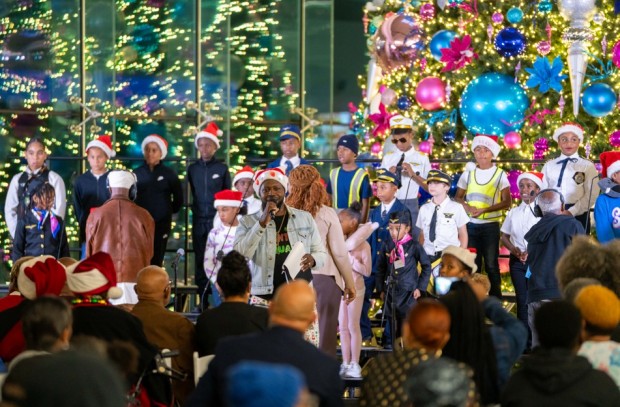 Skyport Carol Off winners concert Bermuda 2024 singing airport (3)