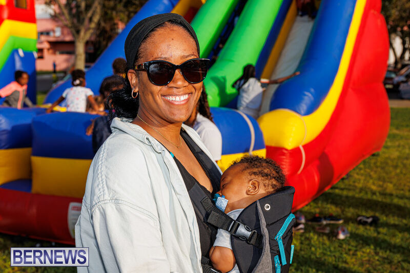 Charitable Kites For Kids Event Bermuda April 2025 (14)