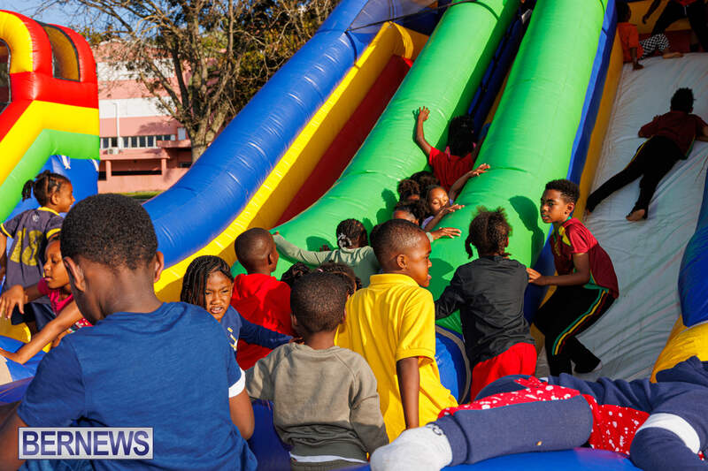 Charitable Kites For Kids Event Bermuda April 2025 (21)