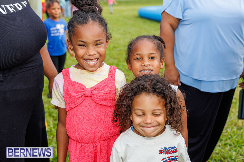 Charitable Kites For Kids Event Bermuda April 2025 (32)