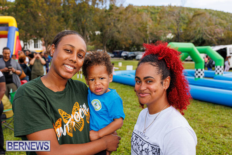 Charitable Kites For Kids Event Bermuda April 2025 (33)