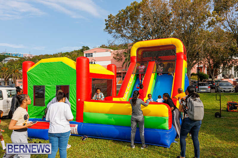 Charitable Kites For Kids Event Bermuda April 2025 (39)