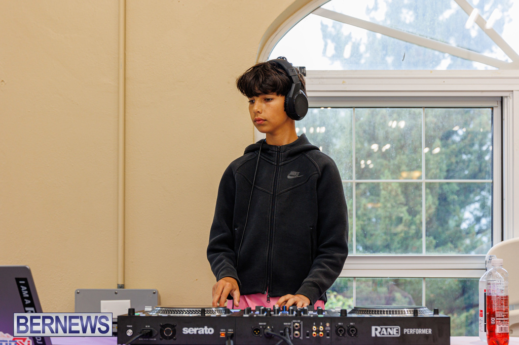 Easter Eggstravaganza Bermuda Apr 5 2025 DF-7