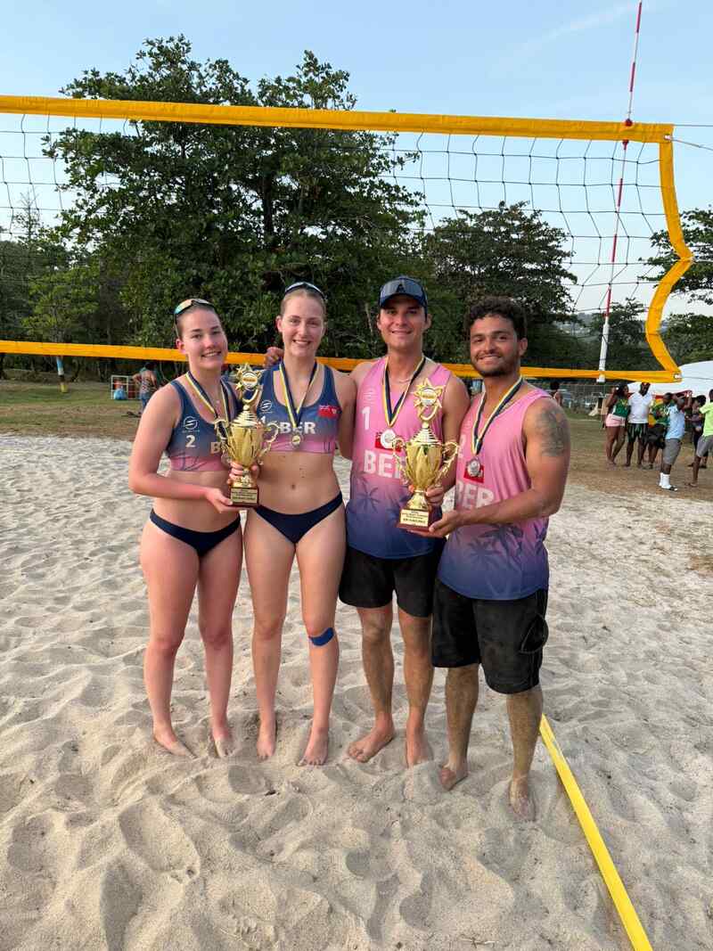 Bermuda Men & Women's Team 2025 ECVA Senior Beach Volleyball Championships Bermuda May 2025 (1)