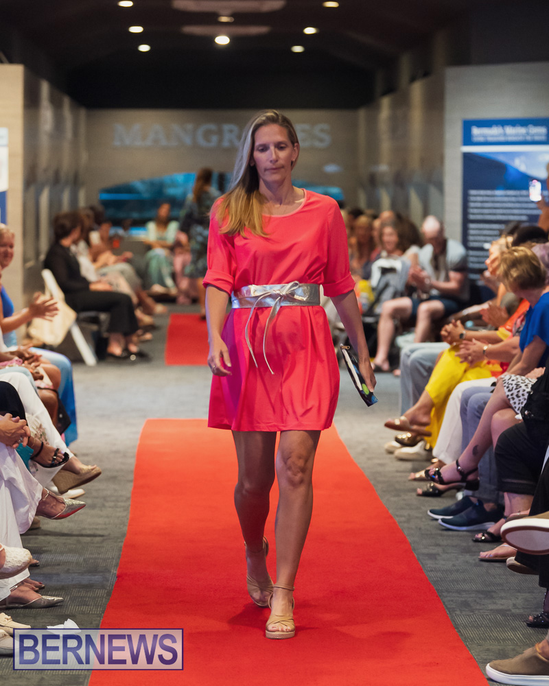 Fashion Fusion Bermudas meets France Bermuda May 30, 2025 AW-133