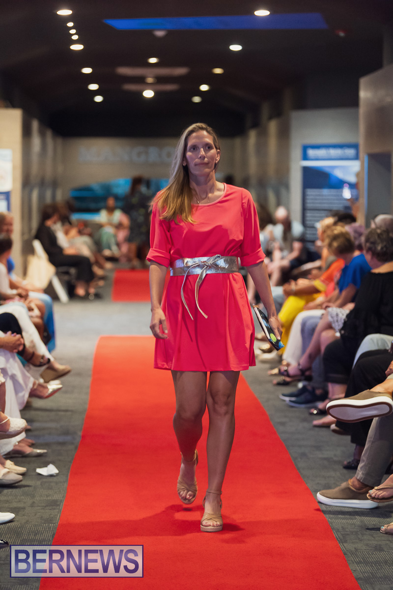 Fashion Fusion Bermudas meets France Bermuda May 30, 2025 AW-134