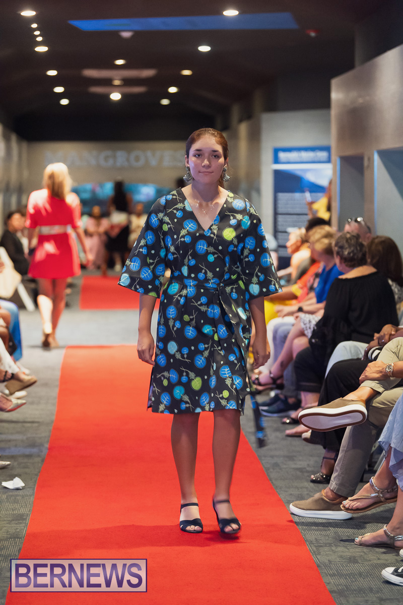 Fashion Fusion Bermudas meets France Bermuda May 30, 2025 AW-135