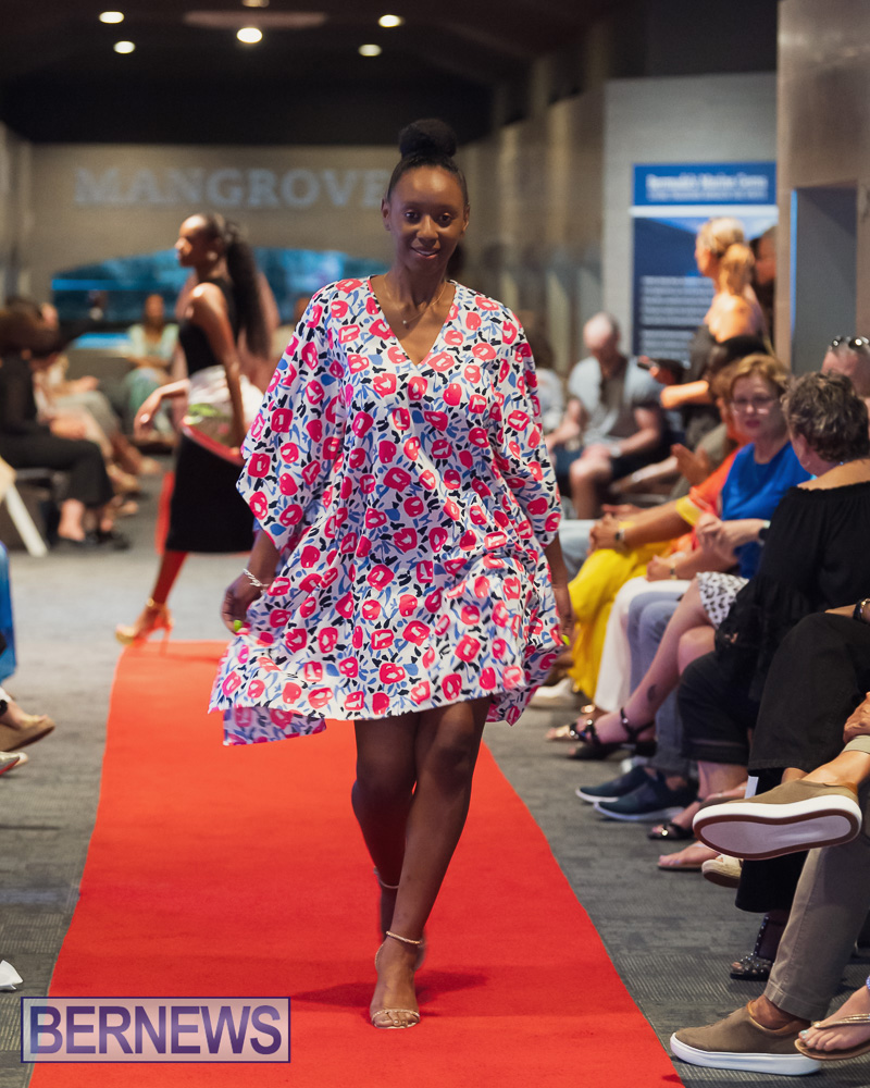 Fashion Fusion Bermudas meets France Bermuda May 30, 2025 AW-142