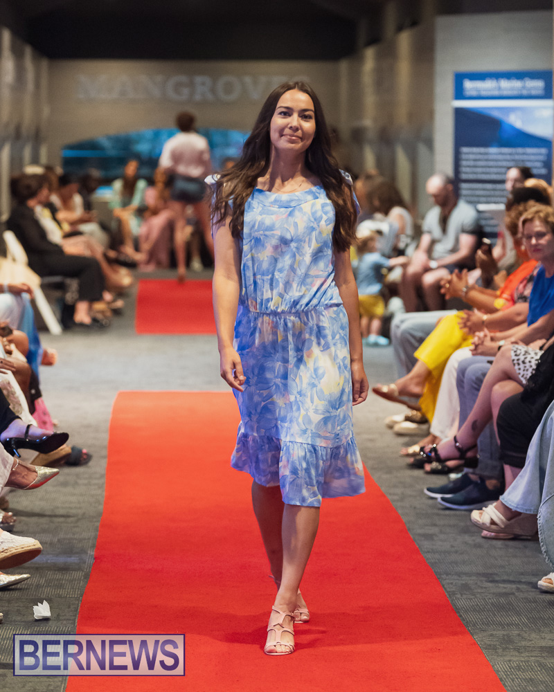 Fashion Fusion Bermudas meets France Bermuda May 30, 2025 AW-194