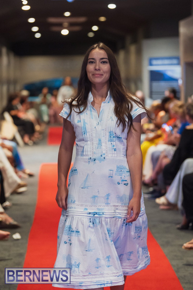 Fashion Fusion Bermudas meets France Bermuda May 30, 2025 AW-214