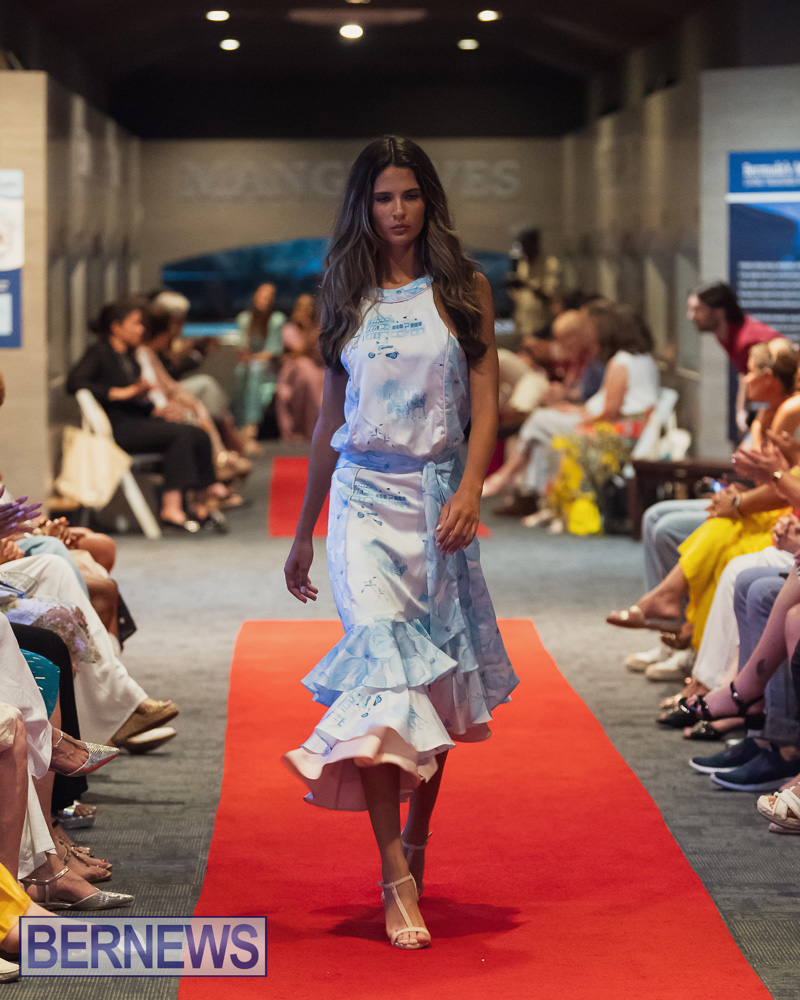 Fashion Fusion Bermudas meets France Bermuda May 30, 2025 AW-220