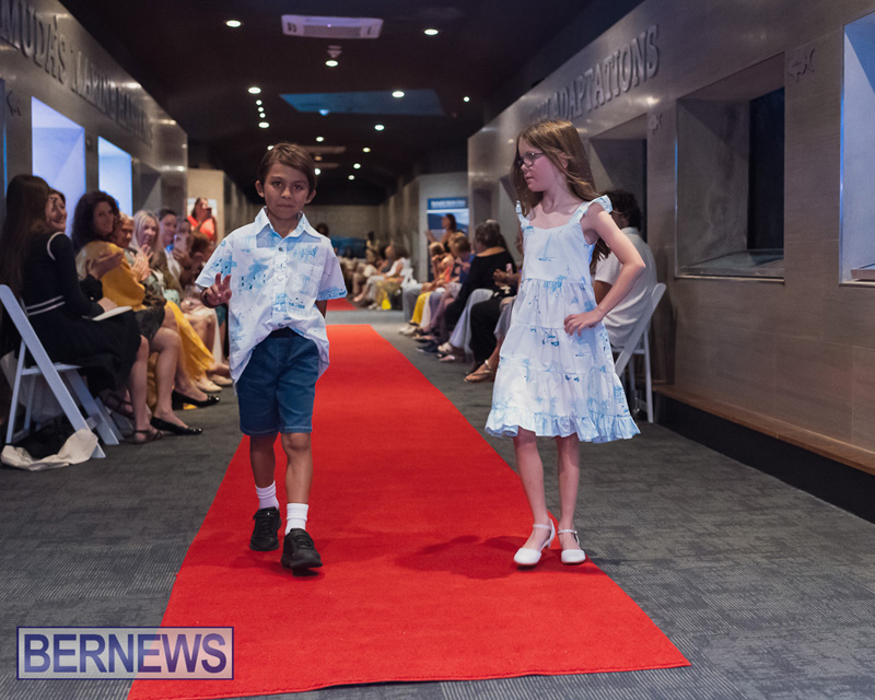 Fashion Fusion Bermudas meets France Bermuda May 30, 2025 AW-224