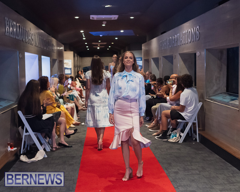 Fashion Fusion Bermudas meets France Bermuda May 30, 2025 AW-228