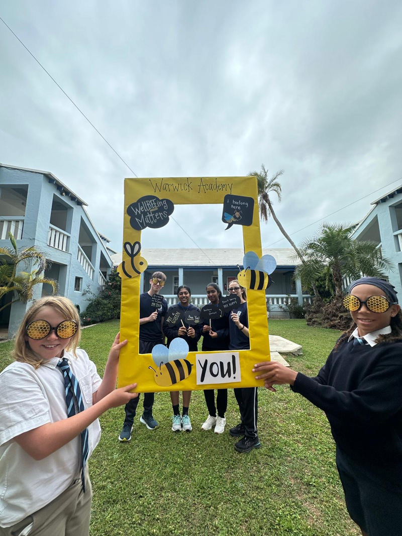 Warwick Academy WellBEEing Mental Health Drive By Wave By Bermuda May 2025 (7)