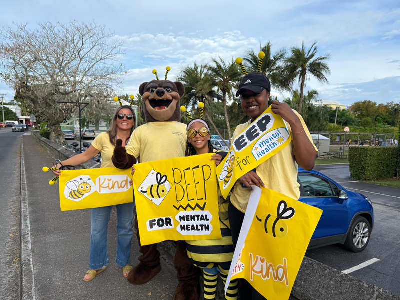 Warwick Academy WellBEEing Mental Health Drive By Wave By Bermuda May 2025 (9)