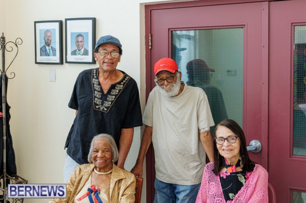 Bus Stop Mural Bermuda June 6  2025 DF-10