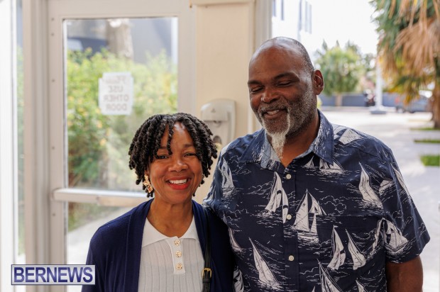 Bus Stop Mural Bermuda June 6  2025 DF-7