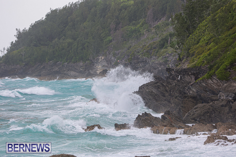 South Shore Waves Bermuda Aug 21 2025 DF-18