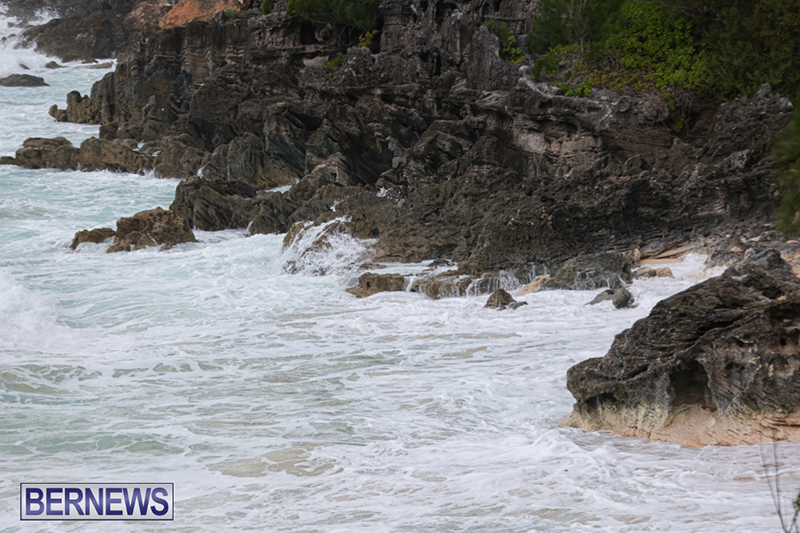 South Shore Waves Bermuda Aug 21 2025 DF-21