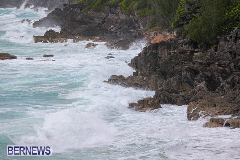 South Shore Waves Bermuda Aug 21 2025 DF-22