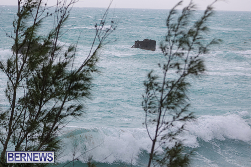South Shore Waves Bermuda Aug 21 2025 DF-30