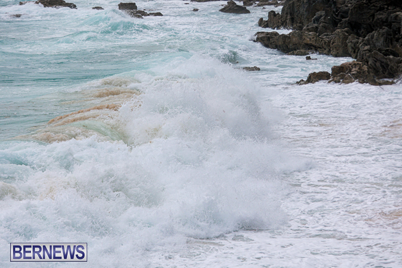 South Shore Waves Bermuda Aug 21 2025 DF-38