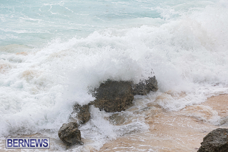 South Shore Waves Bermuda Aug 21 2025 DF-42