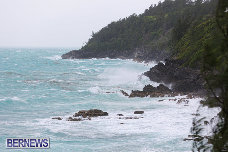 South Shore Waves Bermuda Aug 21 2025 DF-48
