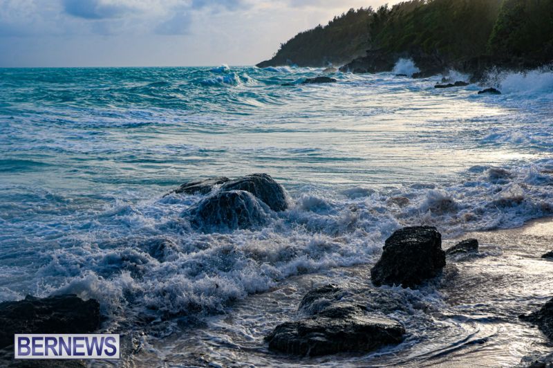 Waves At Church Bay Bermuda Aug 2025 (9)