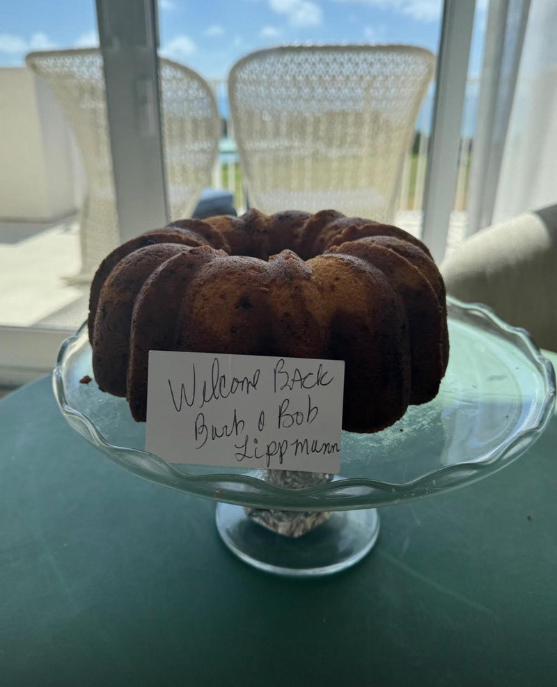 Barb and Bob Lippmann Bermuda Sept 2025 (3)