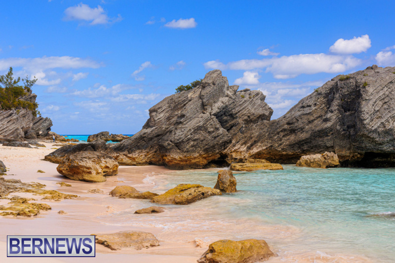 3 The natural beauty of rocks, ocean, sun and sand