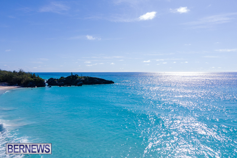 8 Sunlight glistens on the water in a postcard-perfect scene