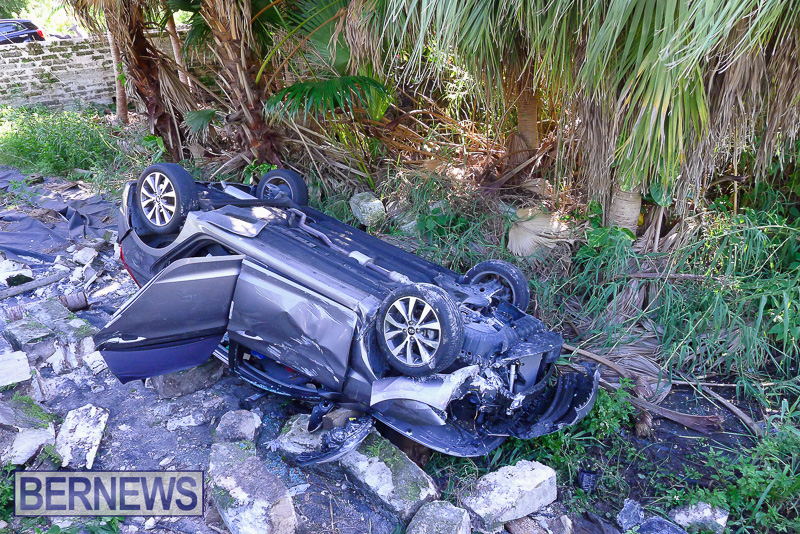 Car Overturned Tee Street Bermuda October 18 2025 AW-118