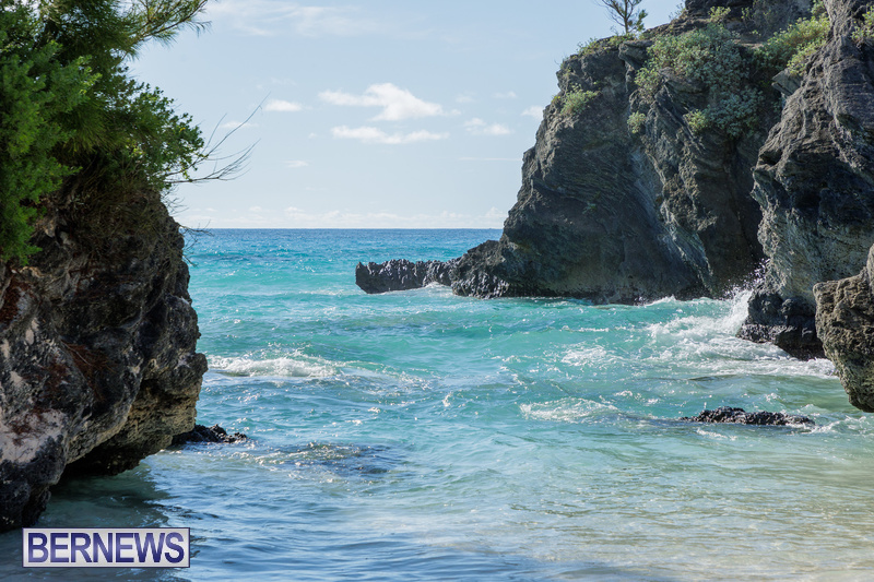 9 Waves gently roll in between the rocks