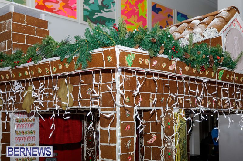 Hamilton Princess Gingerbread House Bermuda Nov 2025 (15)