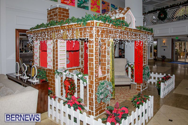 Hamilton Princess Gingerbread House Bermuda Nov 2025 (2)