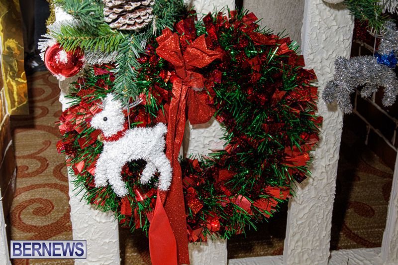 Hamilton Princess Gingerbread House Bermuda Nov 2025 (24)