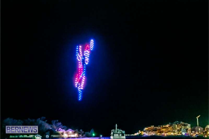 2025 MarketPlace Christmas Fireworks & Drone Show Bermuda Dec 2025 (4)