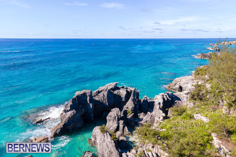 8 Turquoise waters and rugged rocks, Bermuda's beauty never stops
