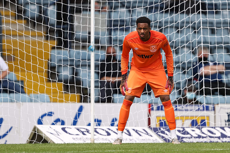 Nathan Trott Bermuda Dec 5 2025