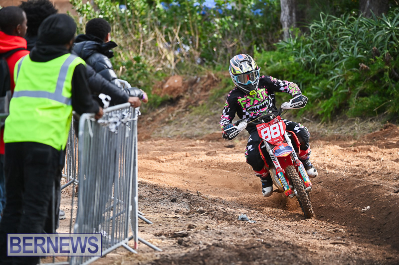 Scrambling Coney Island Bermuda Dec 28 2025 AW-107