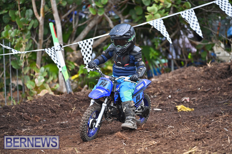 Scrambling Coney Island Bermuda Dec 28 2025 AW-132