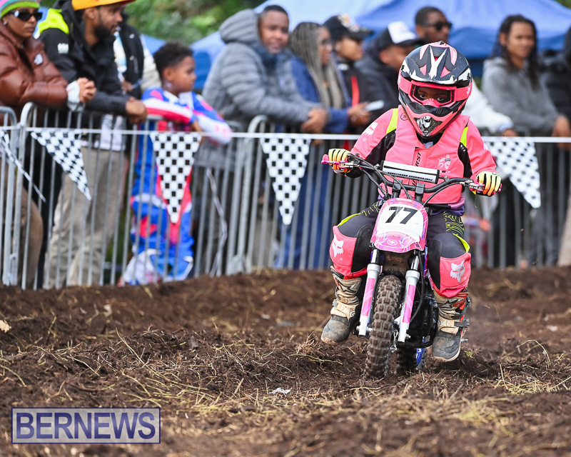 Scrambling Coney Island Bermuda Dec 28 2025 AW-135